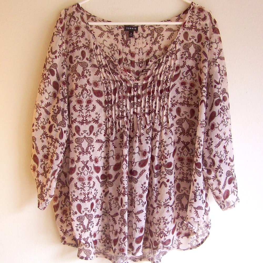 Torrid Floral / Leaf  Sheer Top SZ- 0